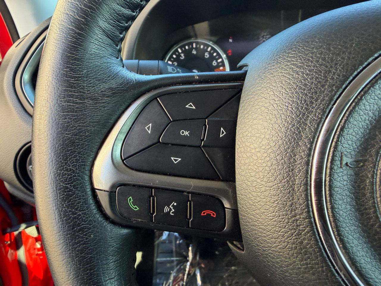 Used 2021 Jeep Renegade Limited image 25