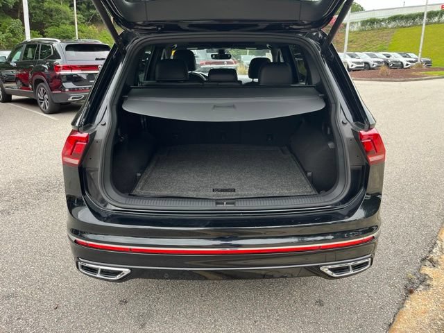 Used 2024 Volkswagen Tiguan SEL R-Line AWD/4WD image 33