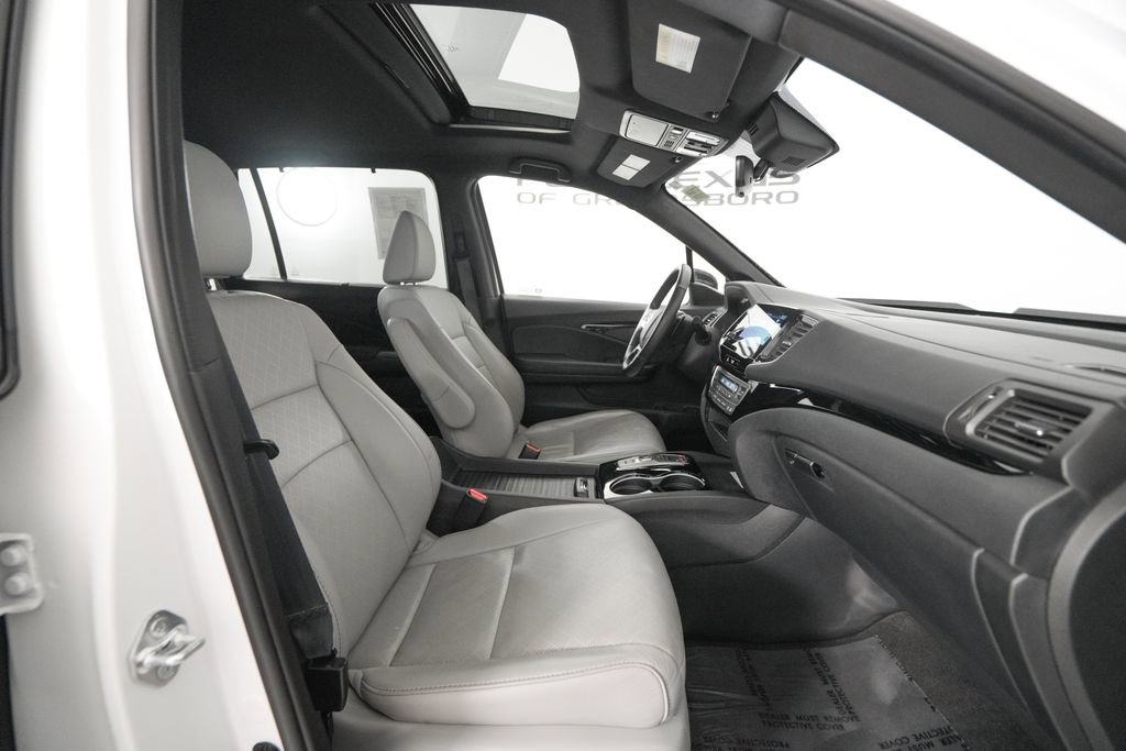 Used 2022 Honda Passport Elite image 19