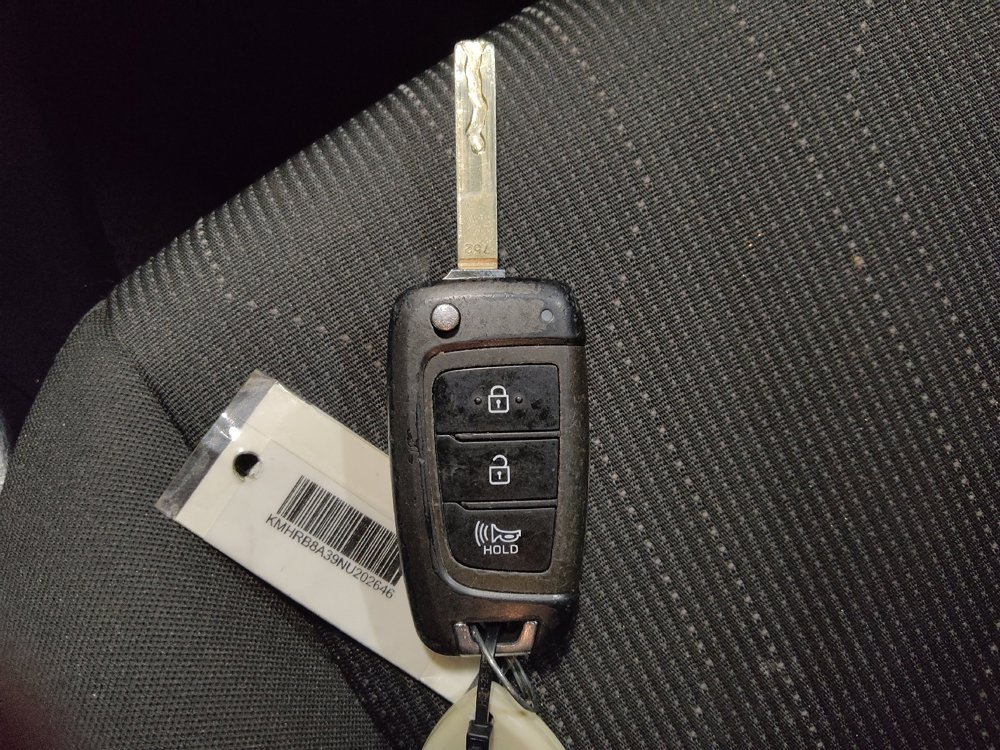 Used 2022 Hyundai Venue SE image 32