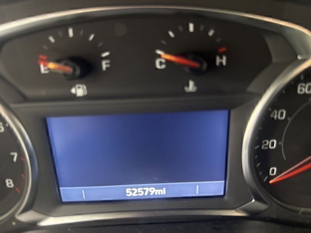 Used 2023 GMC Acadia SLT image 13