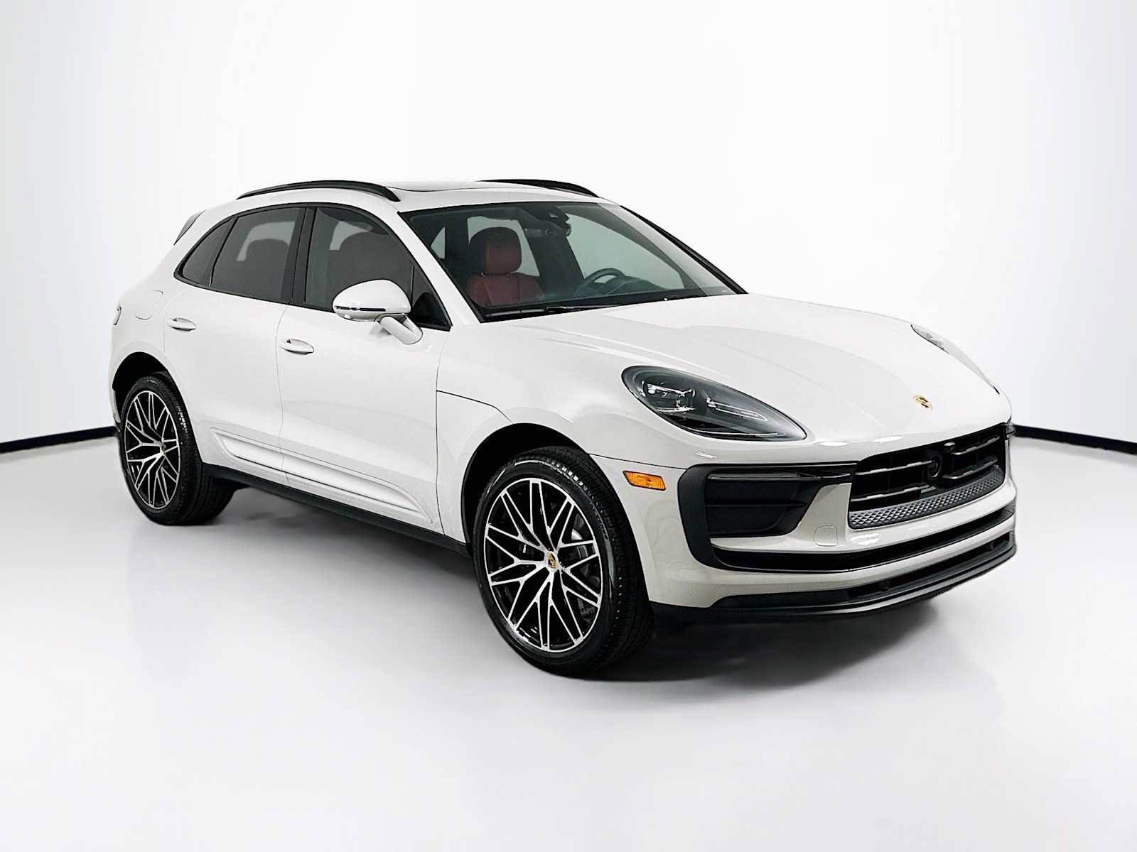 New 2026 Porsche Macan AWD/4WD image 7