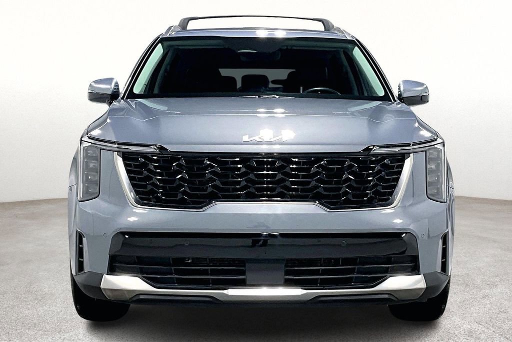 Used 2024 Kia Sorento S image 5