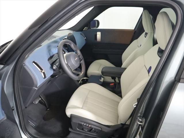 New 2025 MINI Cooper Countryman SE w/ Comfort Package Max AWD/4WD image 18