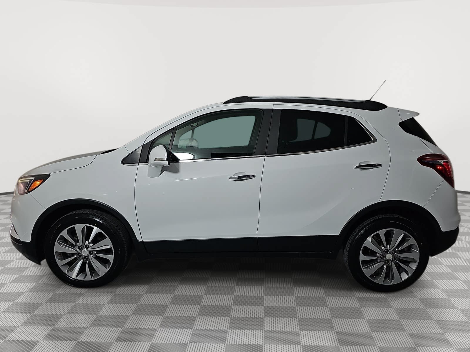 Used 2019 Buick Encore Preferred FWD image 5