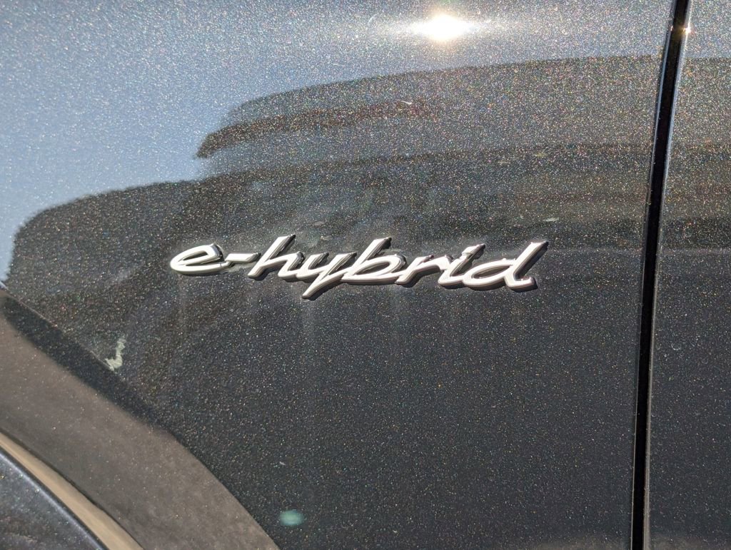 New 2026 Porsche Cayenne S image 32