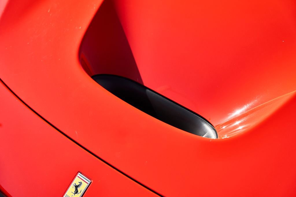 Used 2023 Ferrari F8 Tributo image 8