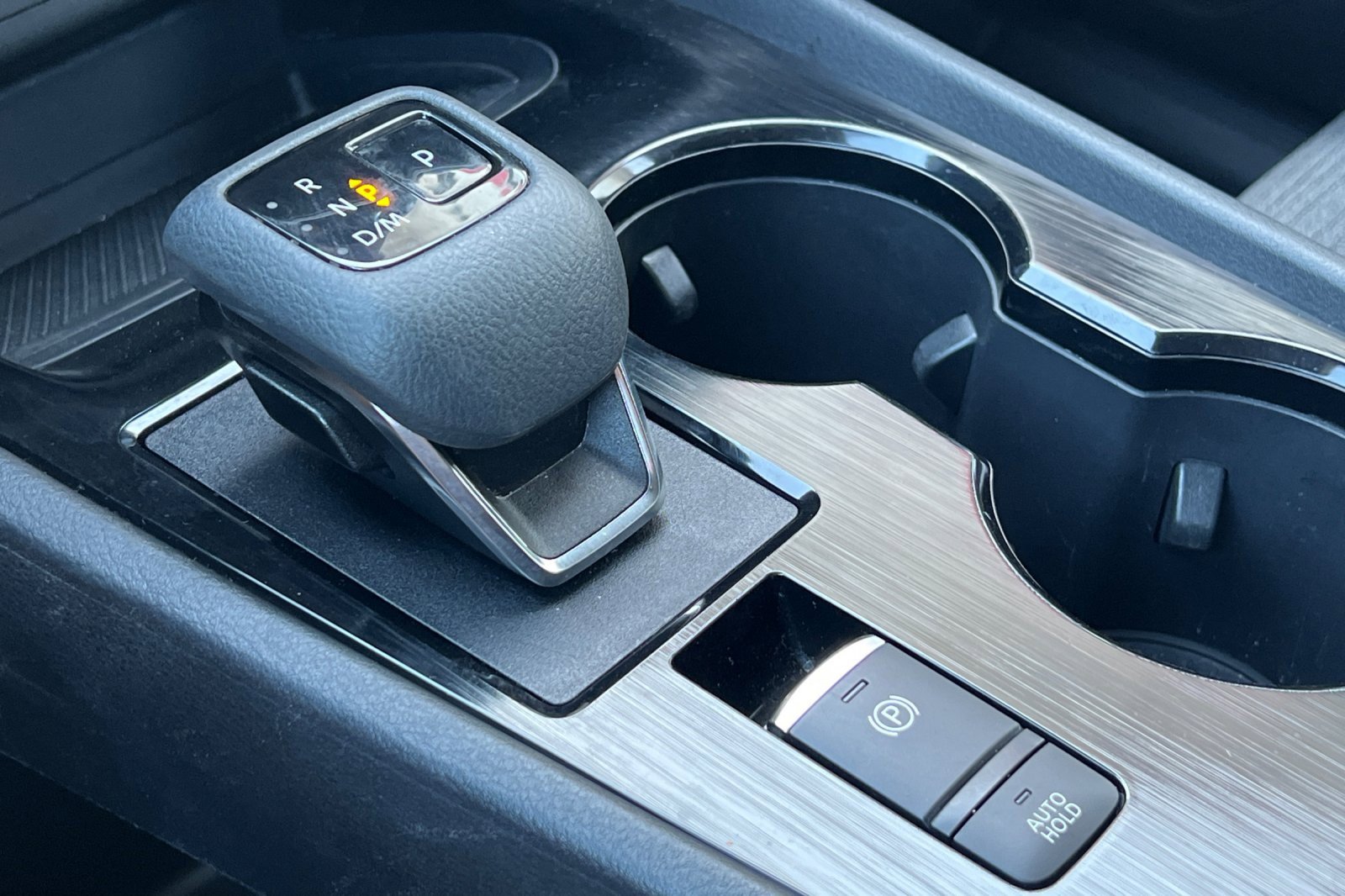 Used 2023 Nissan Rogue SV image 28