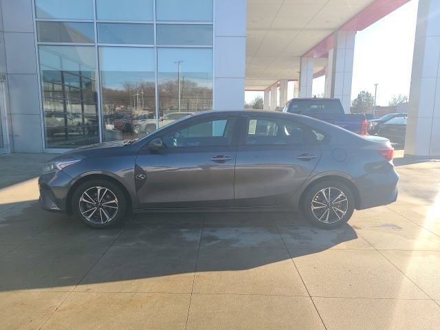 Used 2023 Kia Forte LXS image 4