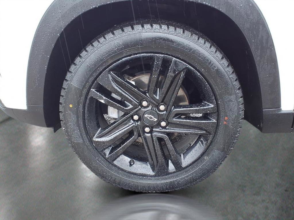 Used 2024 Chevrolet Trax ACTIV image 10