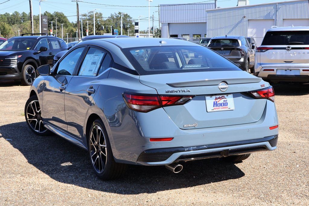New 2025 Nissan Sentra SR image 2