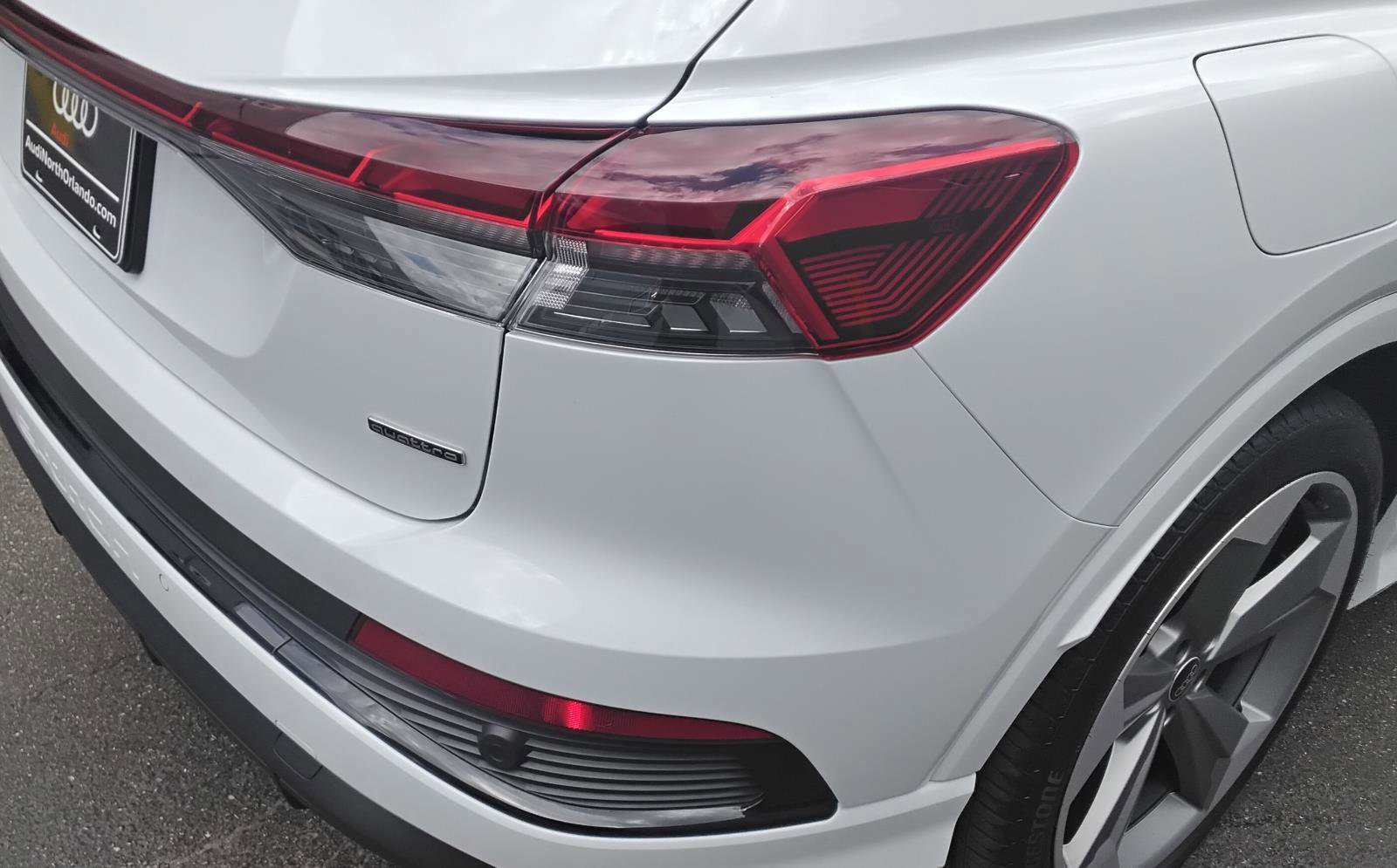 Certified 2025 Audi Q4 e-tron Premium Plus w/ Premium Plus image 9