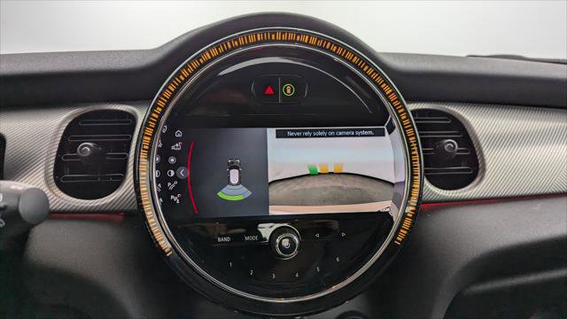 Used 2024 MINI Cooper 2-Door Hardtop image 22