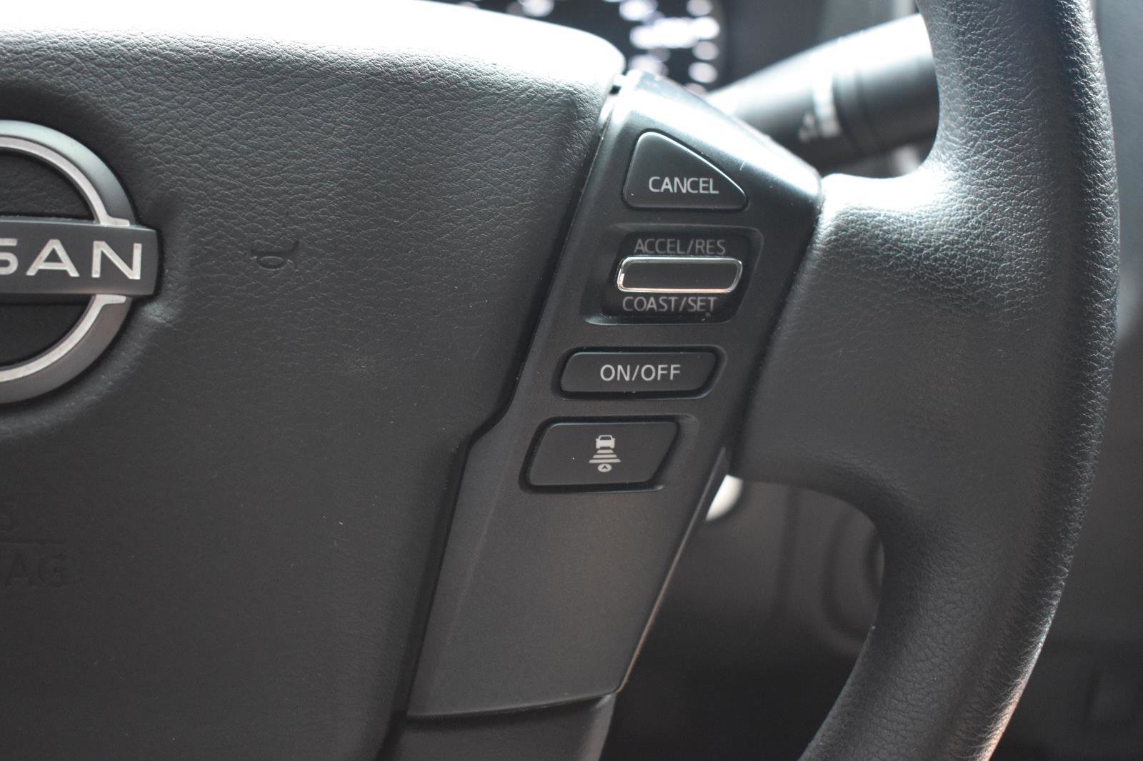 Used 2022 Nissan Frontier SV w/ Technology Package AWD/4WD image 32
