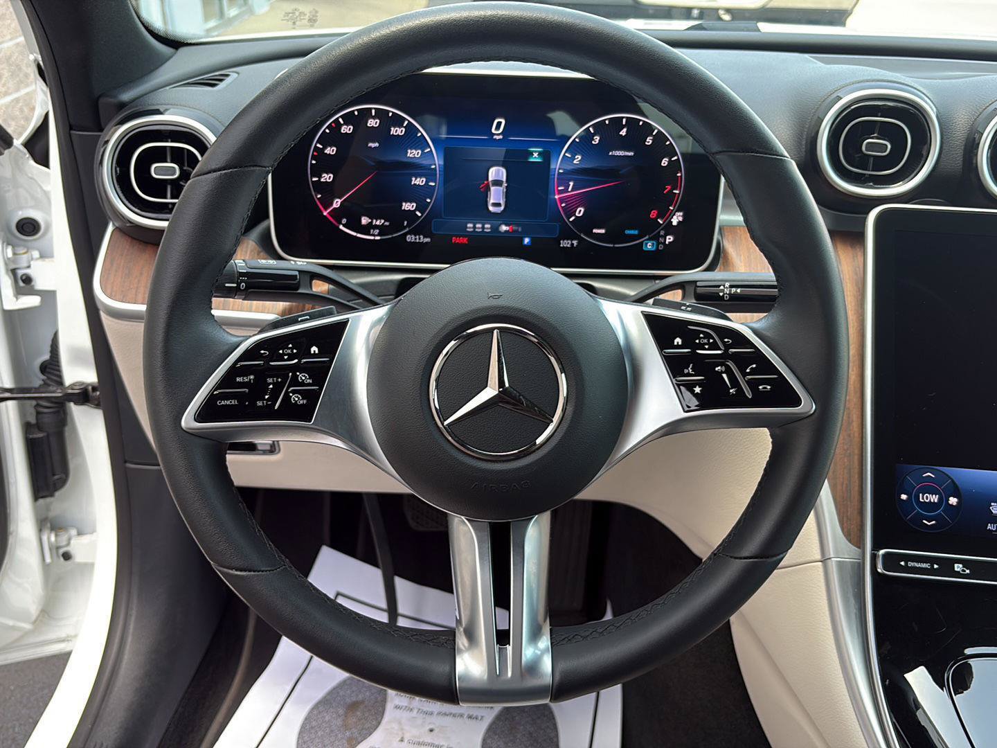 Used 2025 Mercedes-Benz C 300 4MATIC Sedan image 8