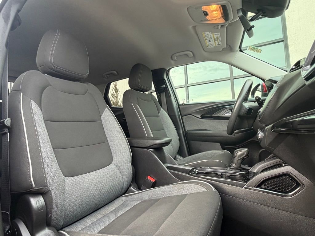 Used 2021 Chevrolet TrailBlazer LT image 21
