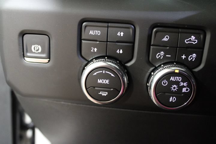 New 2026 GMC Sierra 1500 AT4 w/ AT4 Premium Package AWD/4WD image 42