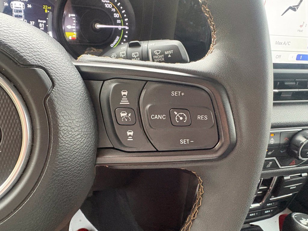 Used 2024 Jeep Wrangler Unlimited AWD/4WD image 19
