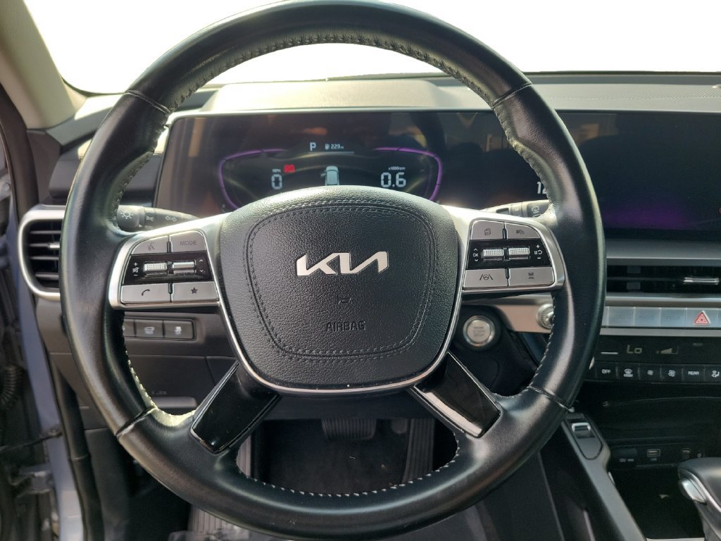 Used 2025 Kia Telluride S AWD/4WD image 12