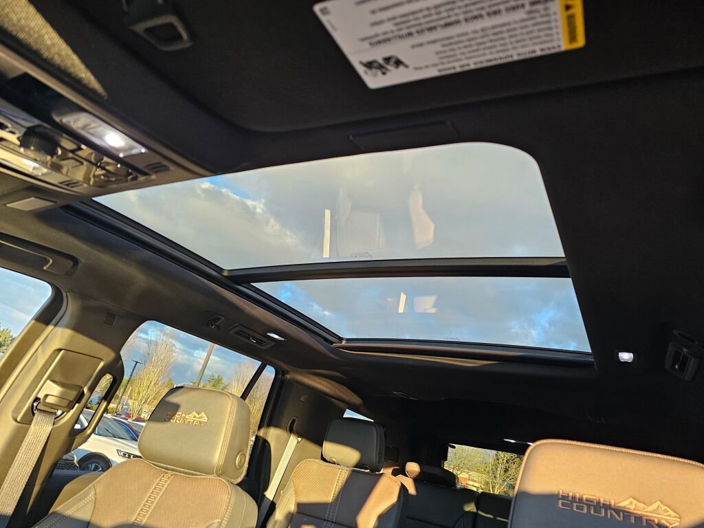 New 2026 Chevrolet Tahoe High Country w/ Sun And Tow Package image 10