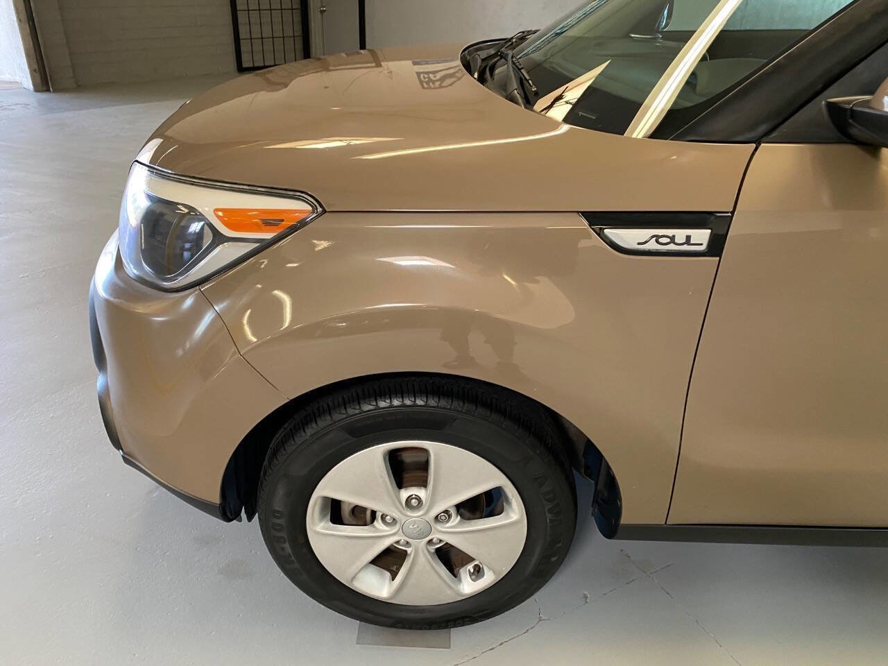 Used 2015 Kia Soul Base 4dr Crossover 6A FWD image 11
