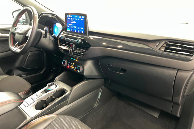 Used 2025 Ford Escape ST-Line Select image 24