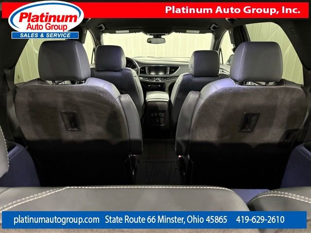 Used 2023 Buick Enclave Essence w/ Sport Touring Edition FWD image 33