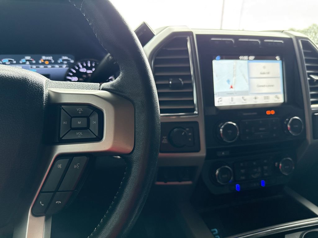 Used 2017 Ford F250 Lariat w/ Lariat Ultimate Package AWD/4WD image 17
