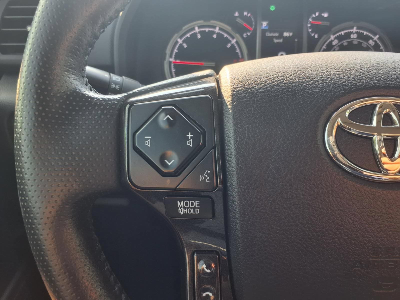 Used 2024 Toyota 4Runner TRD Off-Road Premium w/ Moonroof Package AWD/4WD image 16