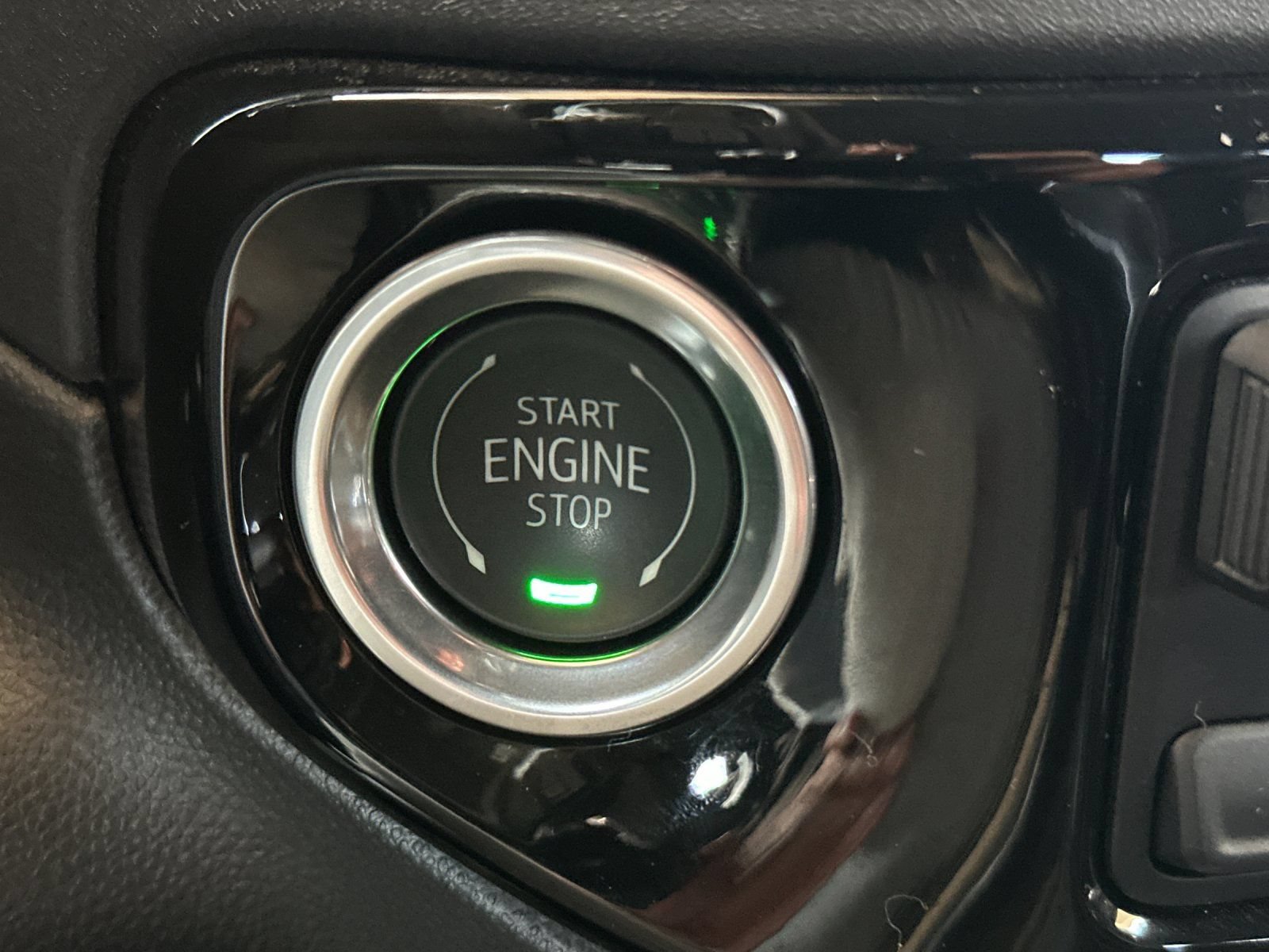 New 2025 GMC Sierra 1500 Elevation w/ Preferred Package AWD/4WD image 22