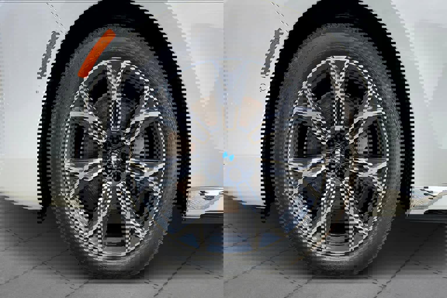 Certified 2024 BMW i7 xDrive60 w/ Premium Package 2 image 11