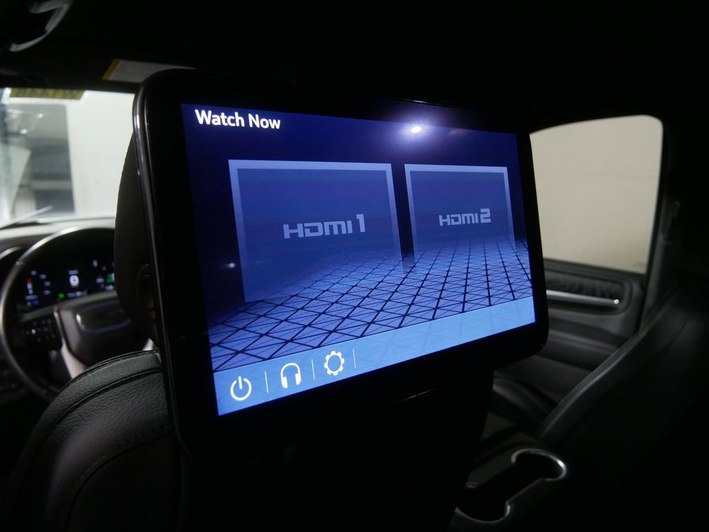 Used 2024 GMC Yukon Denali w/ Advanced Technology Package AWD/4WD image 20