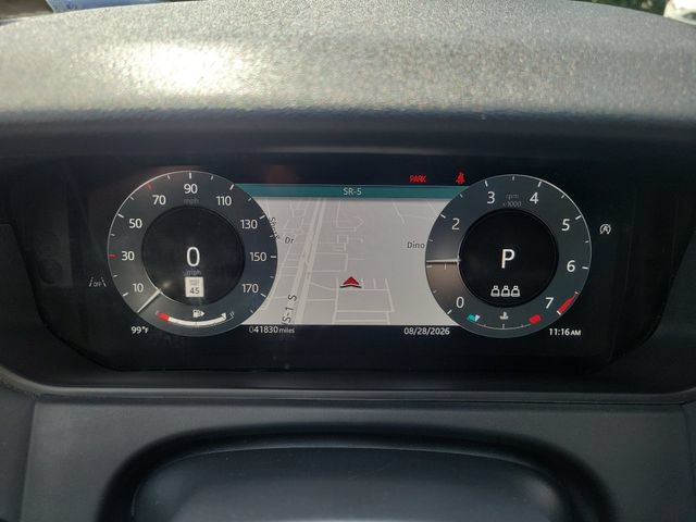 Used 2025 Land Rover Range Rover Velar Dynamic SE AWD/4WD image 25