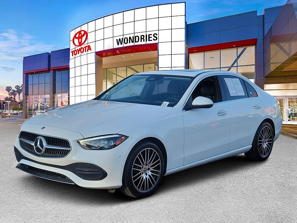 Used 2023 Mercedes-Benz C 300 Sedan image 2