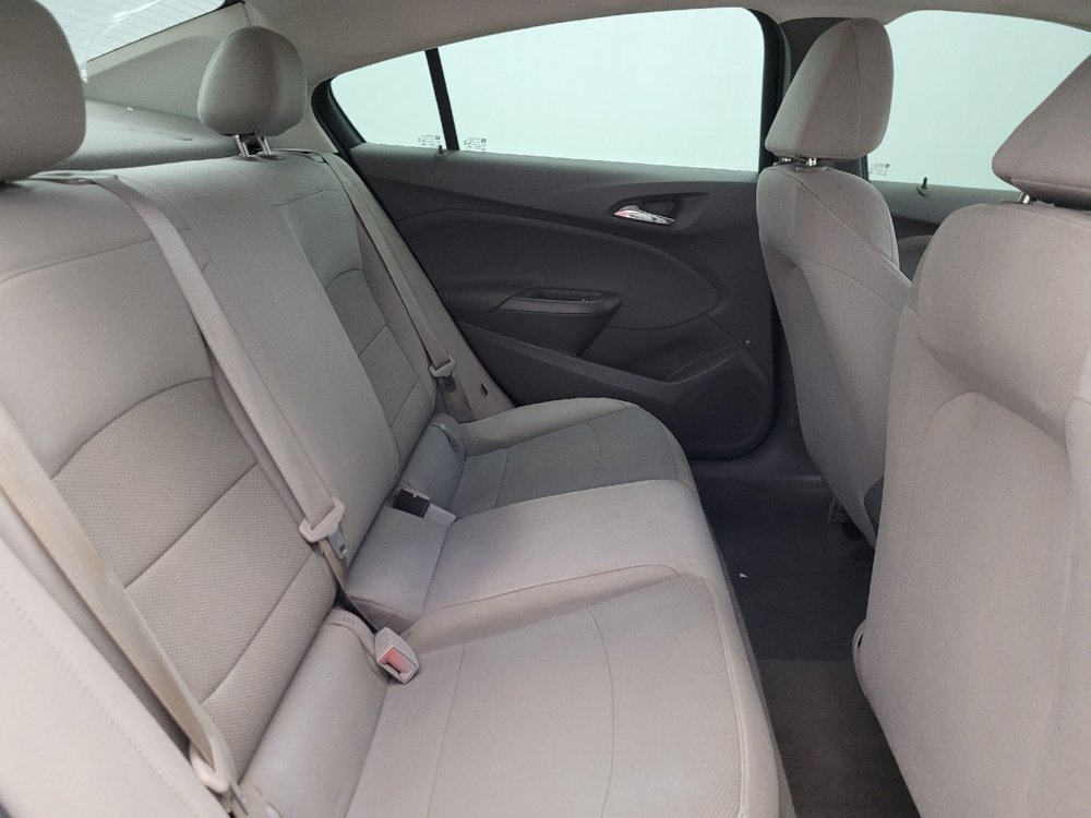 Used 2017 Chevrolet Cruze LS FWD image 19