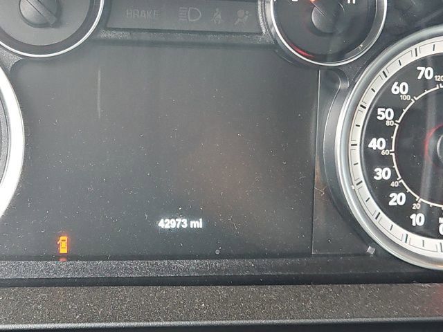 Used 2018 RAM 3500 SLT w/ Luxury Group image 6