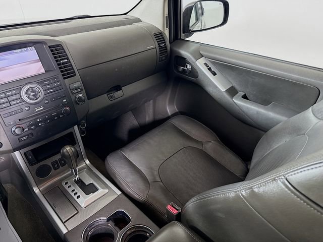 Used 2011 Nissan Pathfinder Silver w/ Protection Pkg image 24