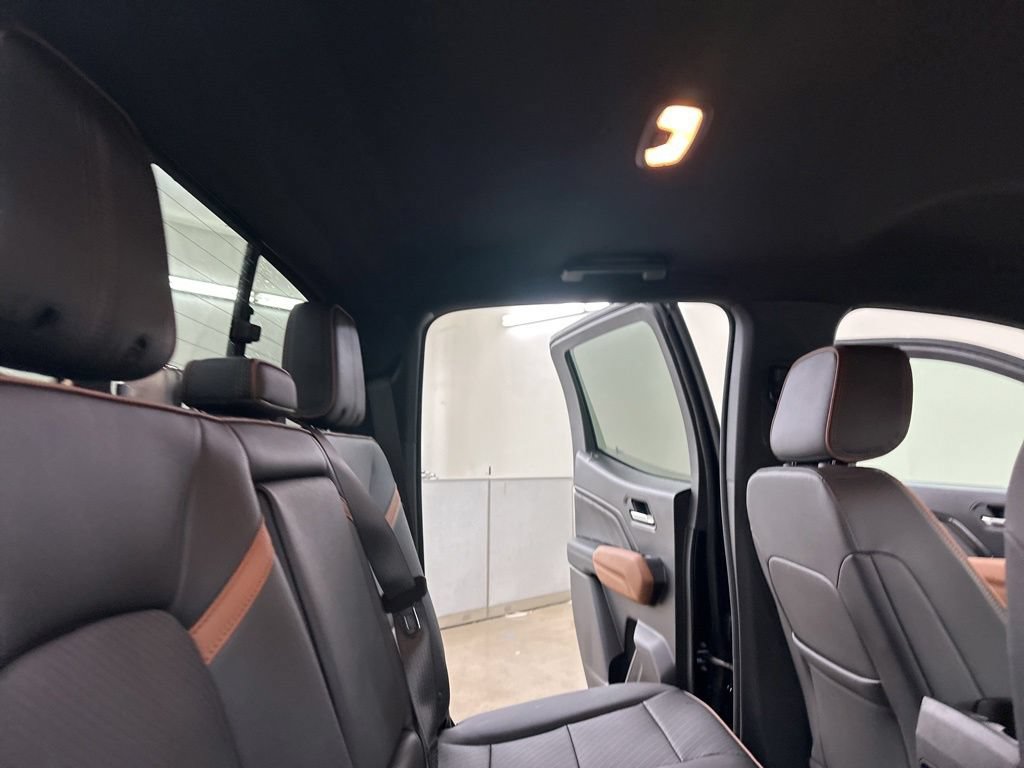 New 2026 GMC Canyon AT4 w/ AT4 Premium Package AWD/4WD image 26