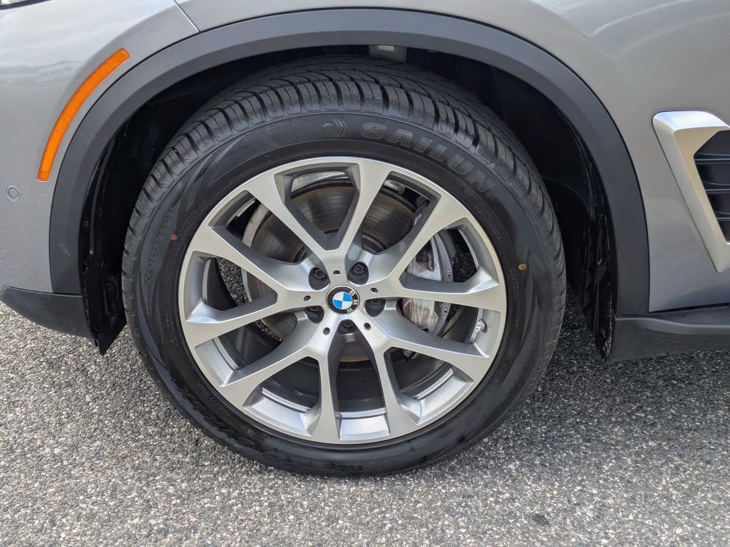 Used 2024 BMW X5 sDrive40i RWD image 9