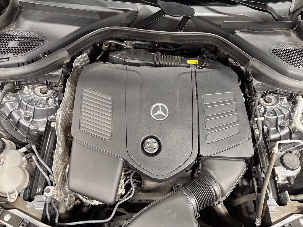 Used 2023 Mercedes-Benz GLC 300 image 25