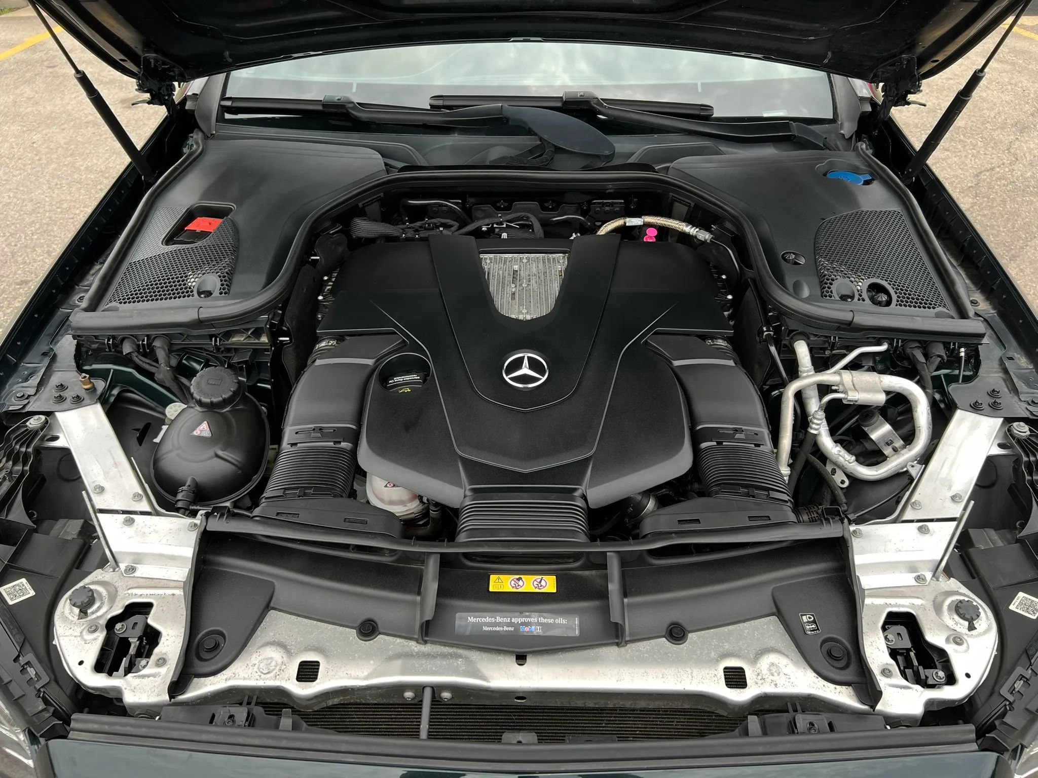 Used 2018 Mercedes-Benz E 400 4MATIC Coupe image 26