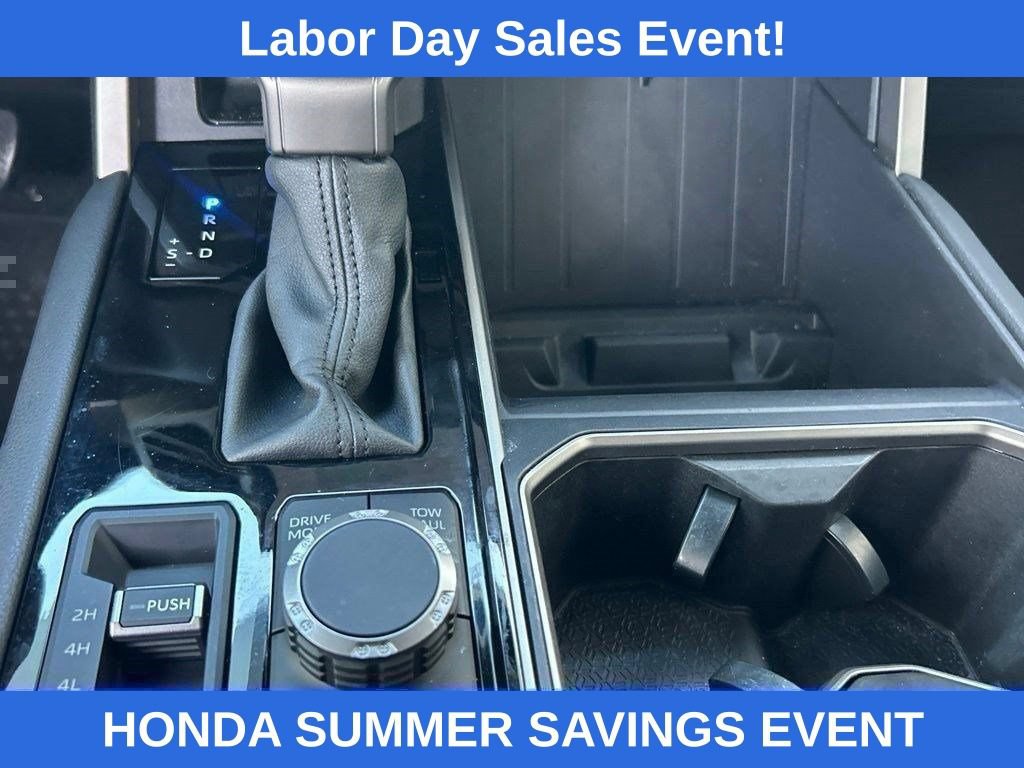 Used 2025 Toyota Tundra Limited AWD/4WD image 18