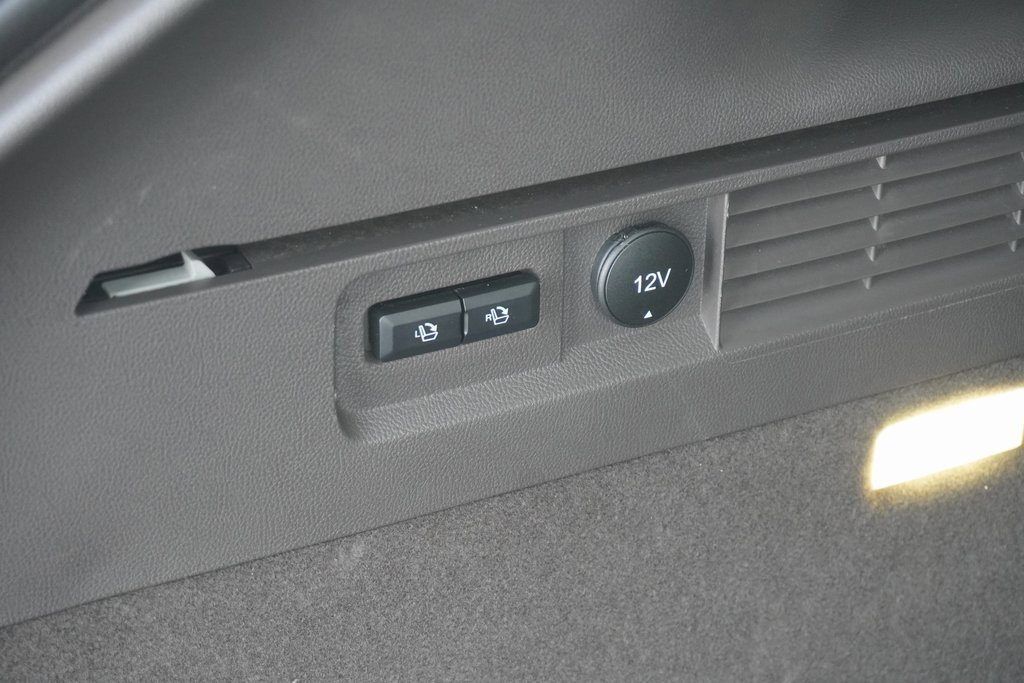 Used 2023 Lincoln Nautilus AWD w/ Premium Package image 8