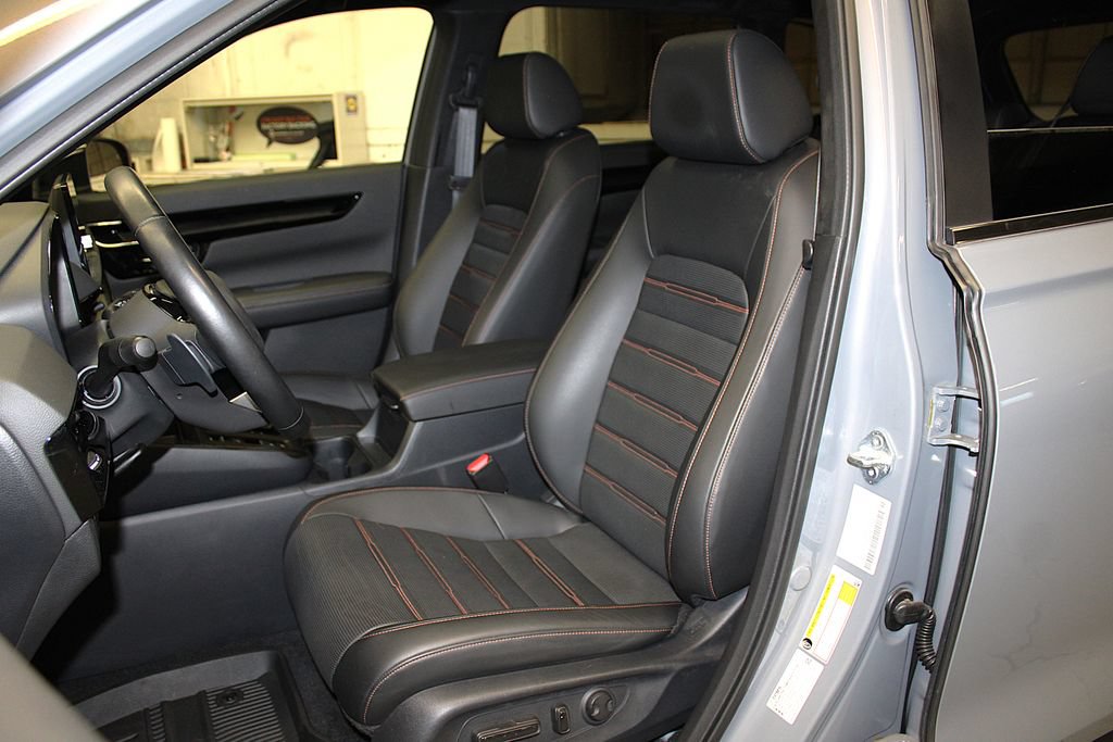 Used 2025 Honda CR-V Sport Touring image 26