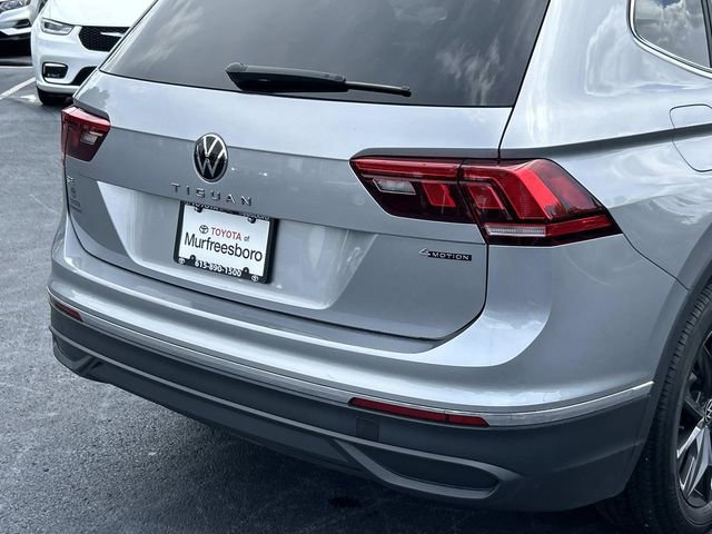 Used 2024 Volkswagen Tiguan SE AWD/4WD image 11
