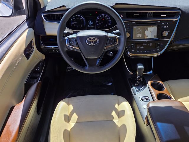 Used 2016 Toyota Avalon XLE Premium image 13