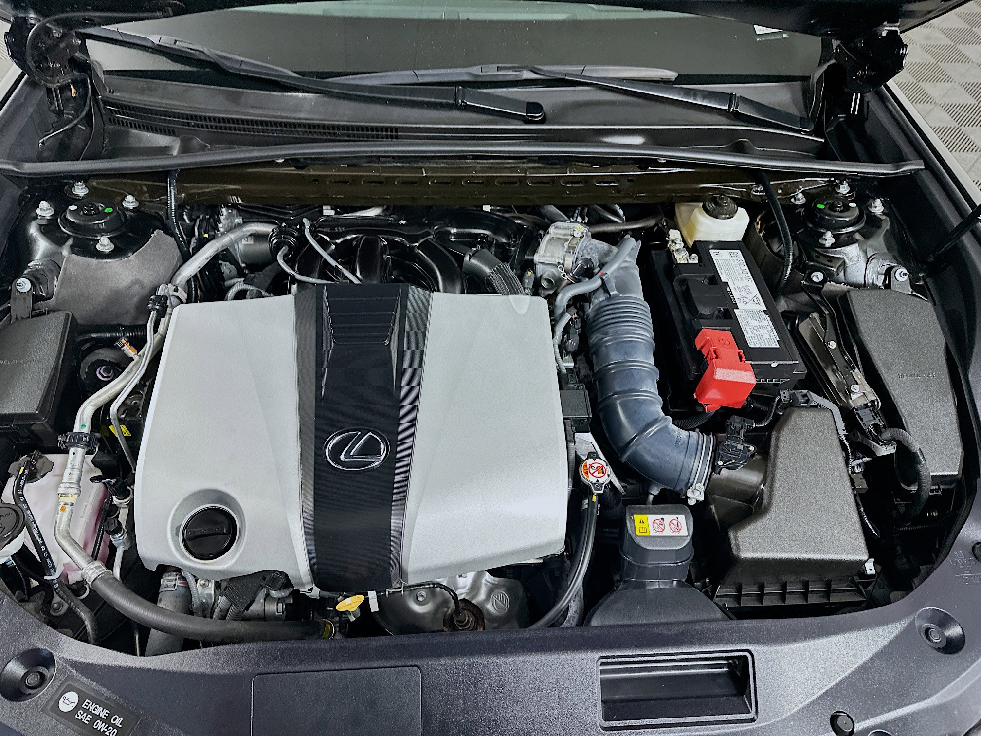 Used 2024 Lexus ES 350 F Sport w/ Accessory Package (Z2) image 34