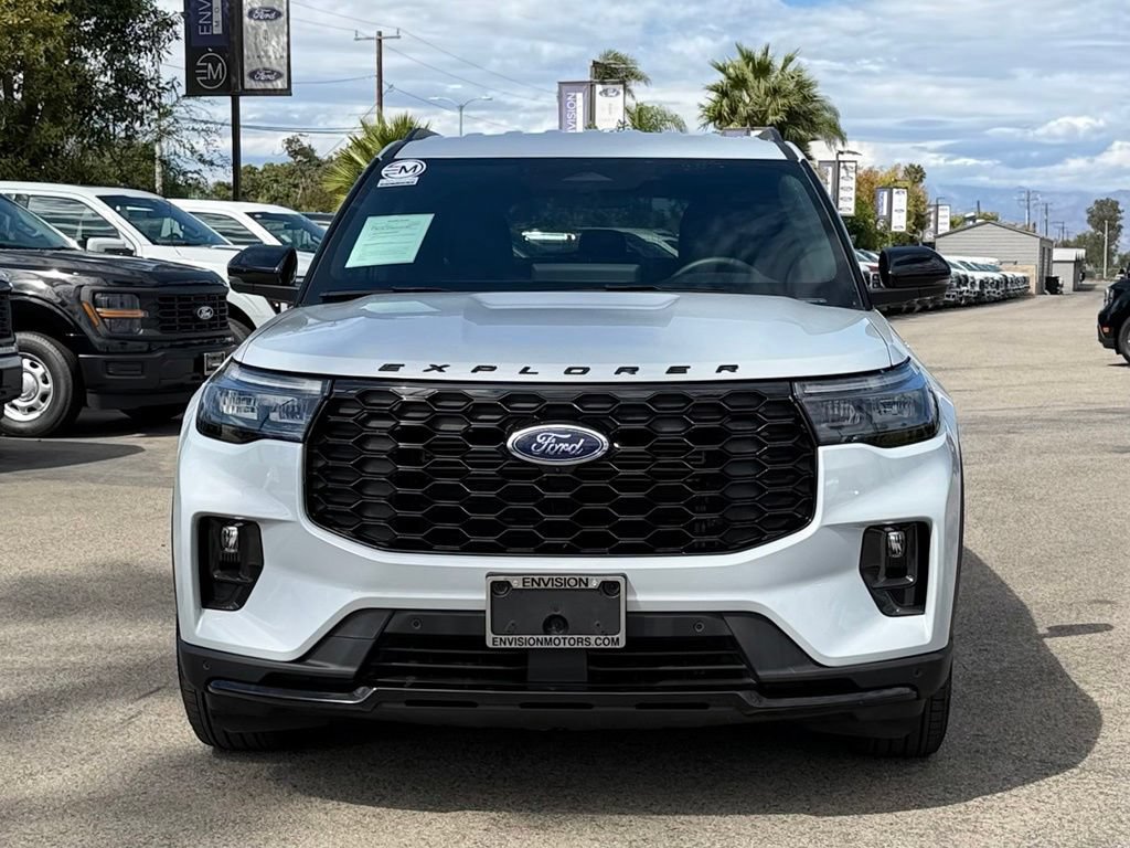 Used 2026 Ford Explorer ST-Line RWD image 3