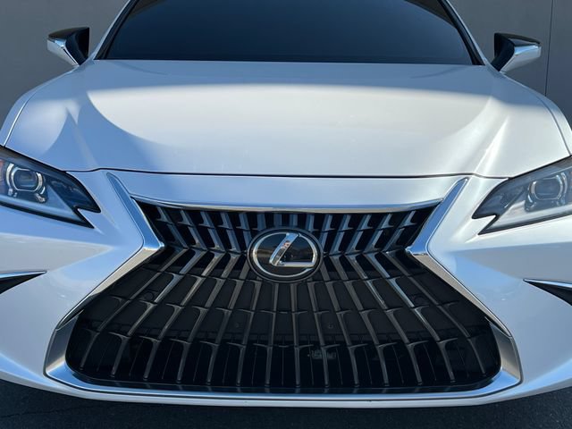 Used 2024 Lexus ES 350 w/ Premium Package FWD image 4