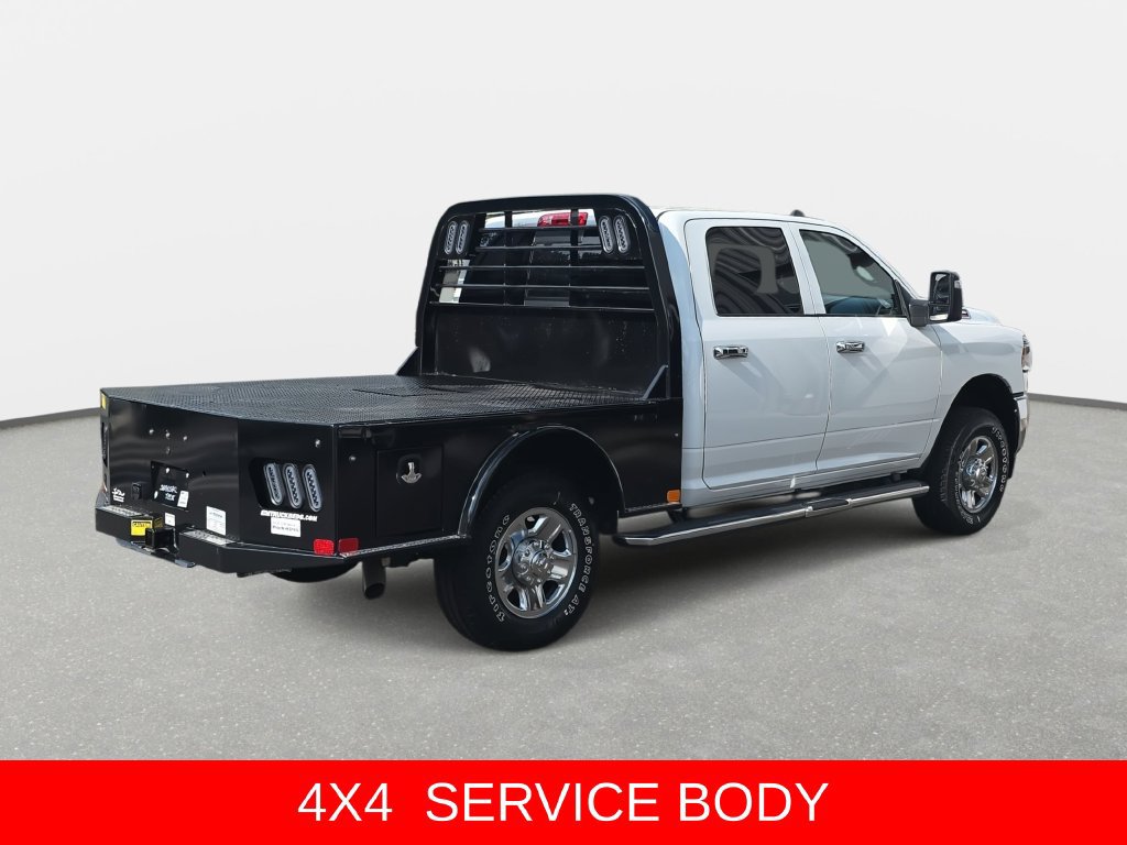 Used 2024 RAM 2500 Tradesman w/ Chrome Appearance Group AWD/4WD image 5